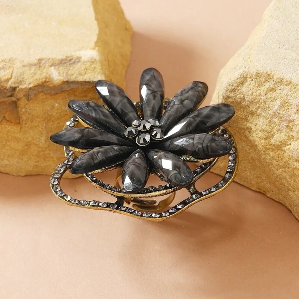 Huge Gray Flower Petals Statement Ring